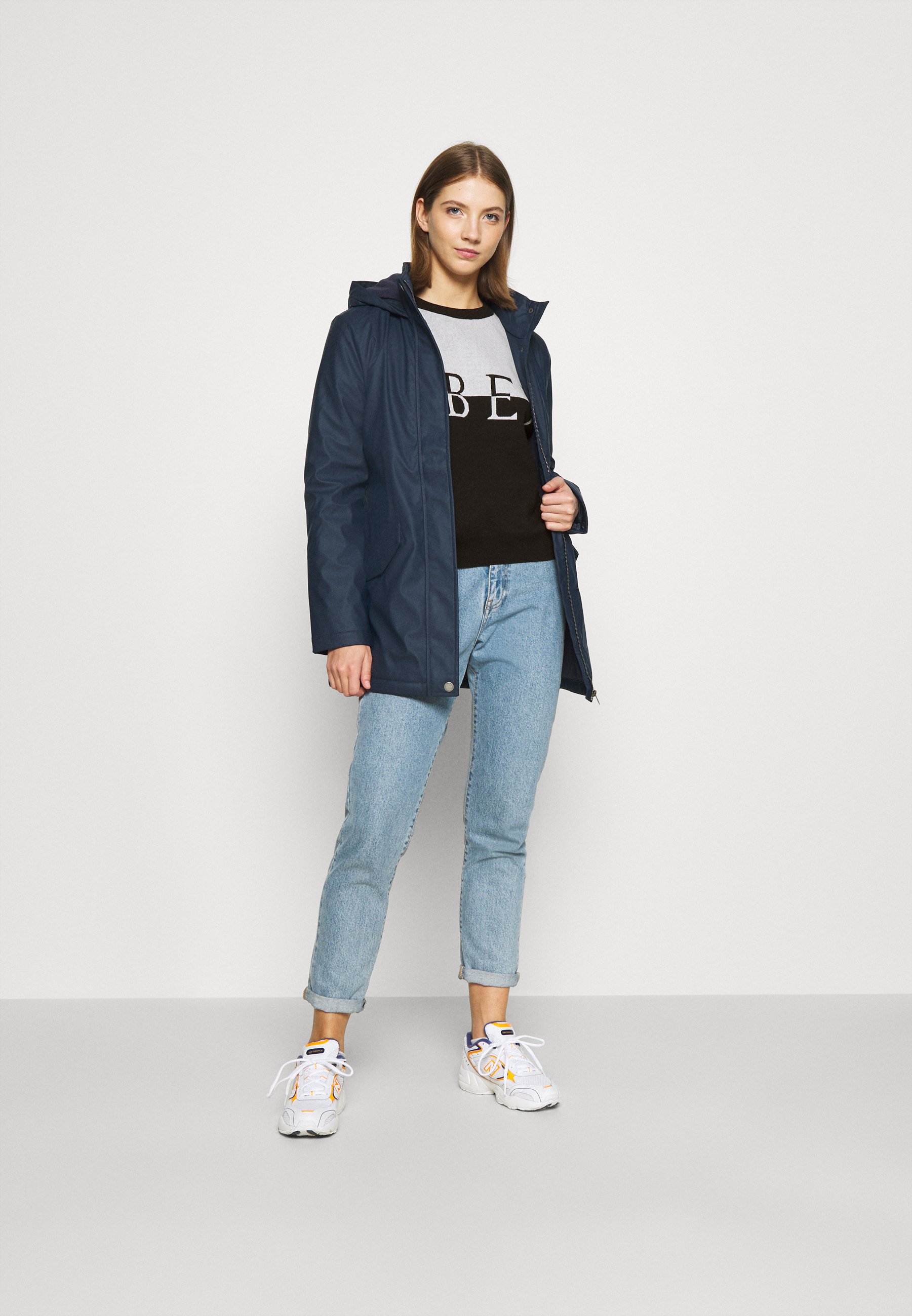 Obey Clothing LEFT BANK CREW Trui creamblackZwart Obey Clothing LEFT BANK CREW Trui creamblackZwart