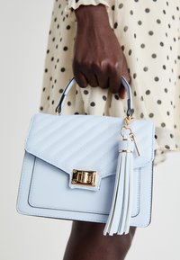 IBALIA - Håndveske - light blue