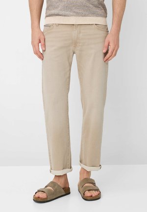 STYLE CLINT - Jeans Tapered Fit - beach