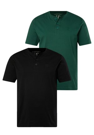 - T-shirt basic