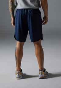 Pier One Sport LONGER FIT QUICK-DRYING SPORTS SHORTS - Športne kratke hlače - dark blue