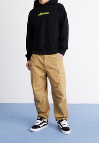 Ellesse Jersey con capucha - black