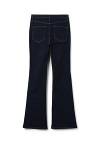 Jeans en denim bleu foncé évasés avec une taille haute, deux poches arrière et des coutures orange contrastantes le long des coutures.