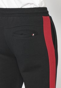 Koroshi JOGGER  - Tepláky - black