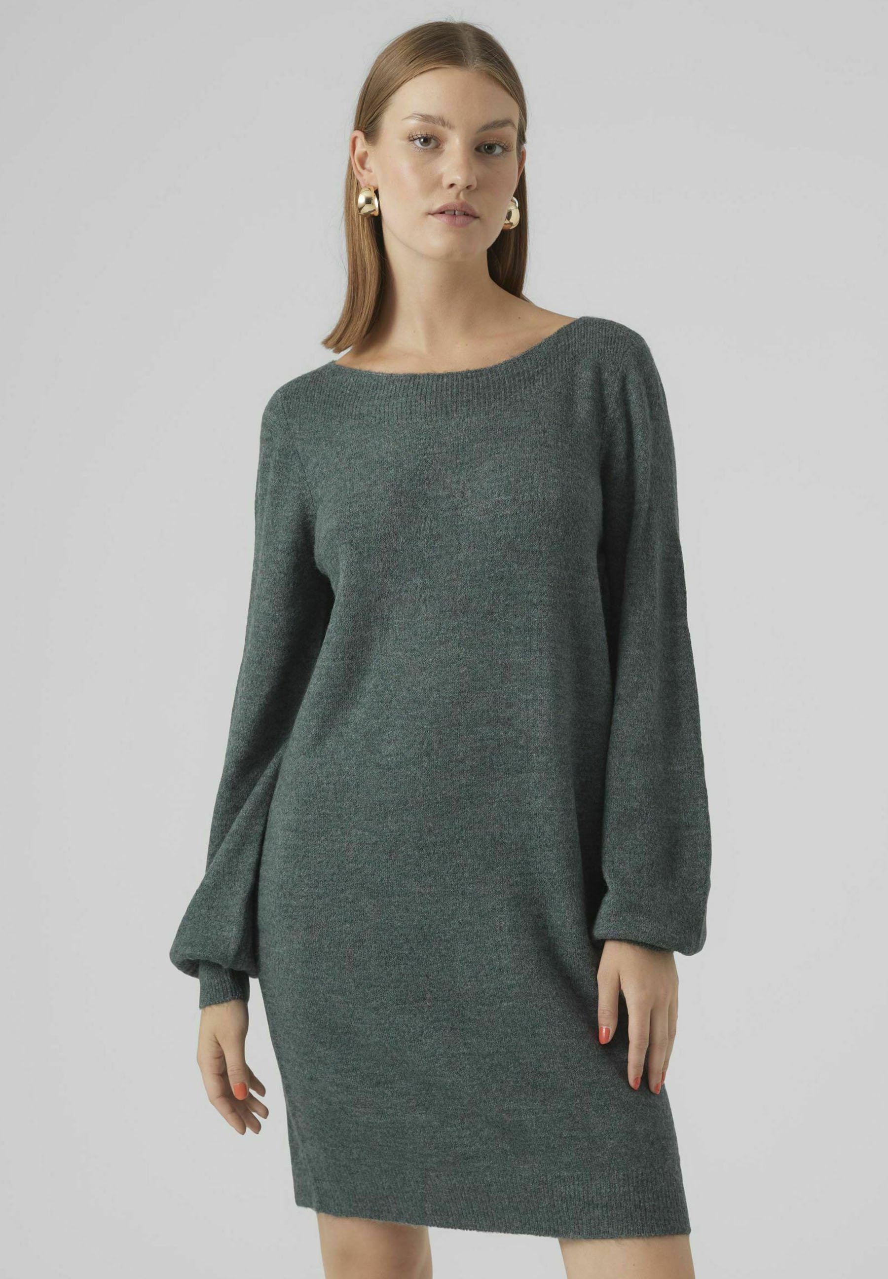 Vero Moda Knitted VMLEFILE Short - Jumper dress - sea moss/green - Zalando
