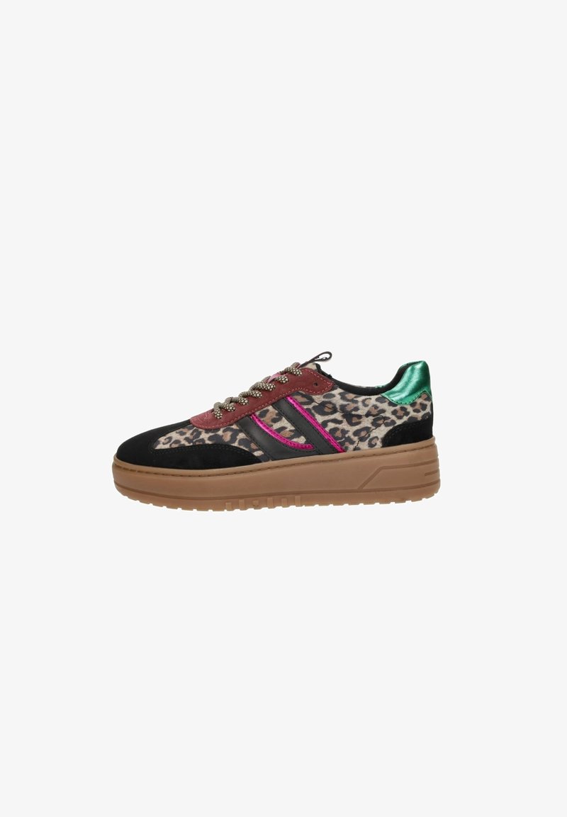 SUB55 Baskets basses - zwart