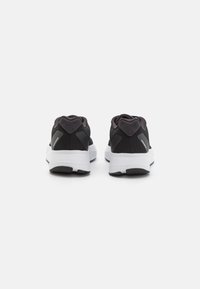 adidas Performance Obuwie do biegania treningowe