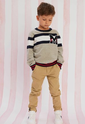 Chinos - tan