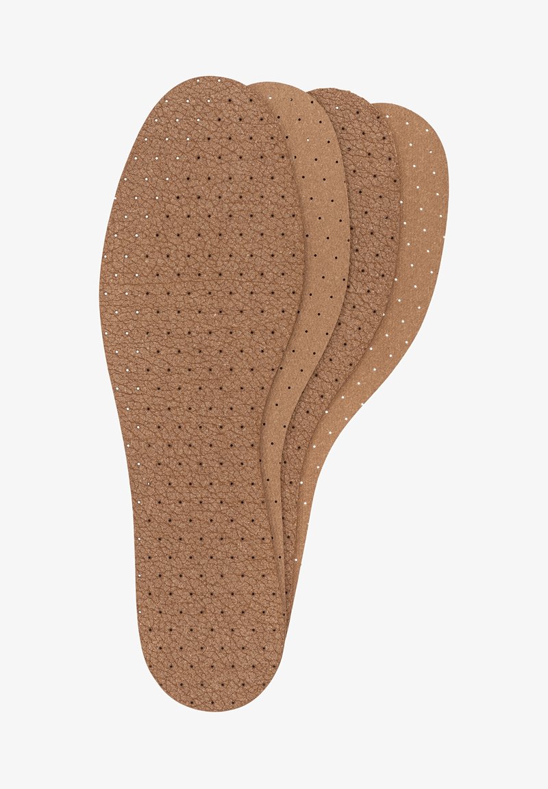 Sottopiedi marroni realizzati in materiale perforato, con una superficie texturizzata e una forma contornata per supporto al piede, impilati con un angolo.