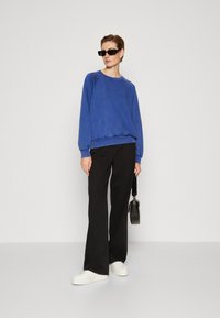 GAP NEW CREW - Mikina - rolling bay blue