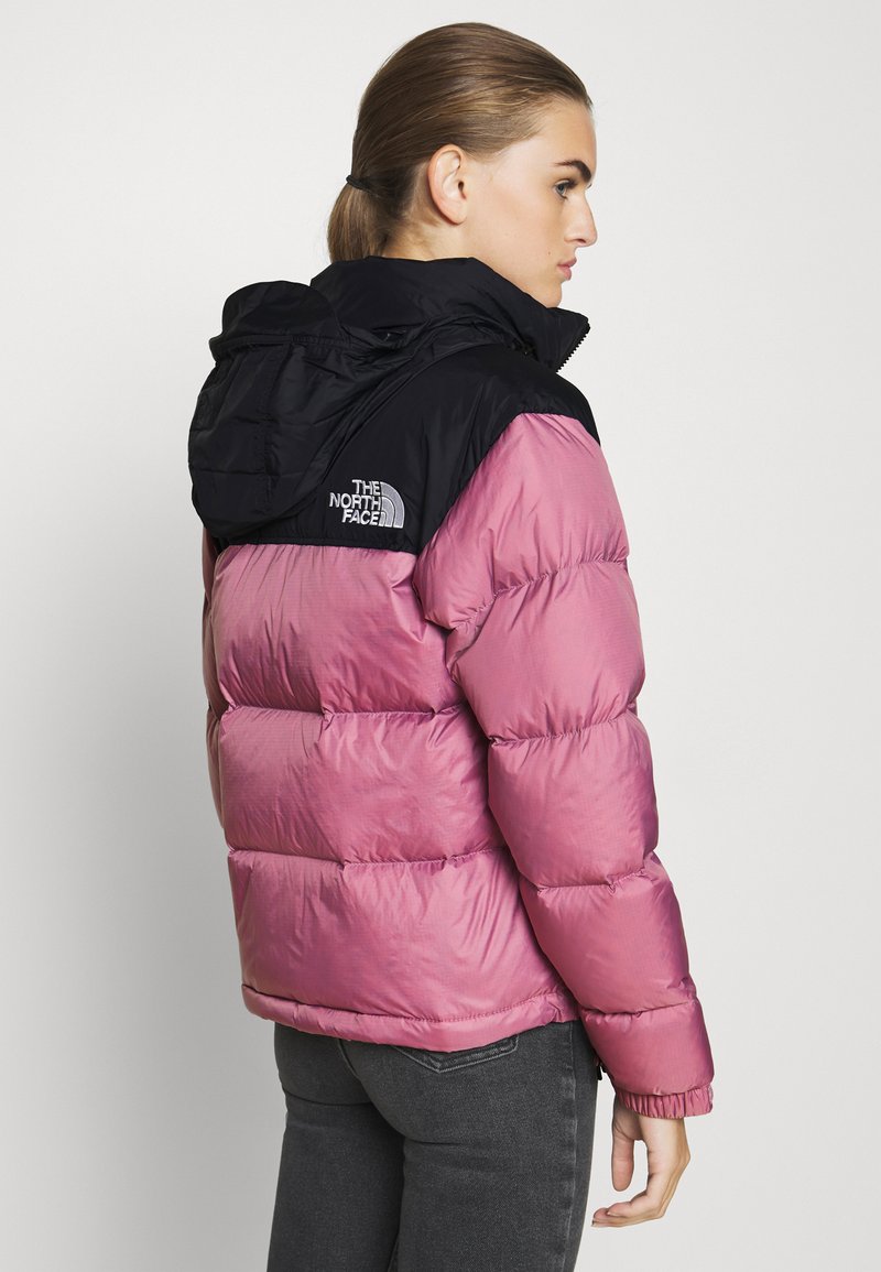 The North Face 1996 Retro Nuptse Jacket Down Jacket Mesa Rose Light Pink Zalando Co Uk