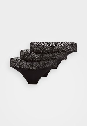 Zwart kant ondergoed set bestaande uit drie paar, elk met een bloemenkanten tailleband en een gladde stof body in een klassieke stringontwerp.