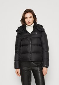 Calvin Klein Jeans ARCHETYPE SHORT PUFFER - Dūnu jaka - black