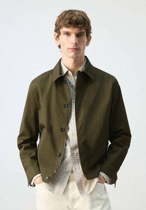 Chaqueta outdoor - olive