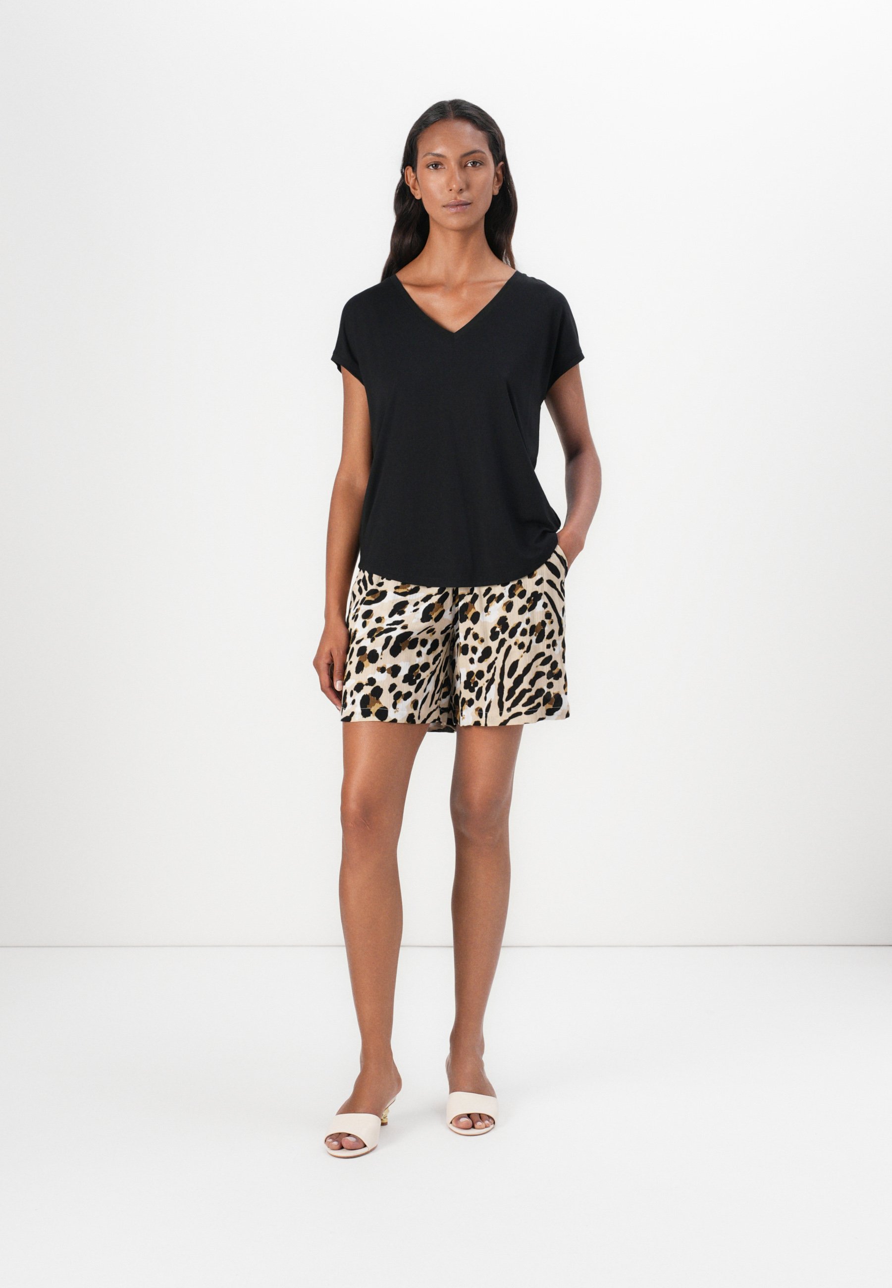 売れ筋商品|||トム テイラー デニム Tシャツ レディース トップス FLUENT V NECK - Basic T-shirt - deep black KevaMolly V Neck Basic Black T Shirts for Women UPF 50+