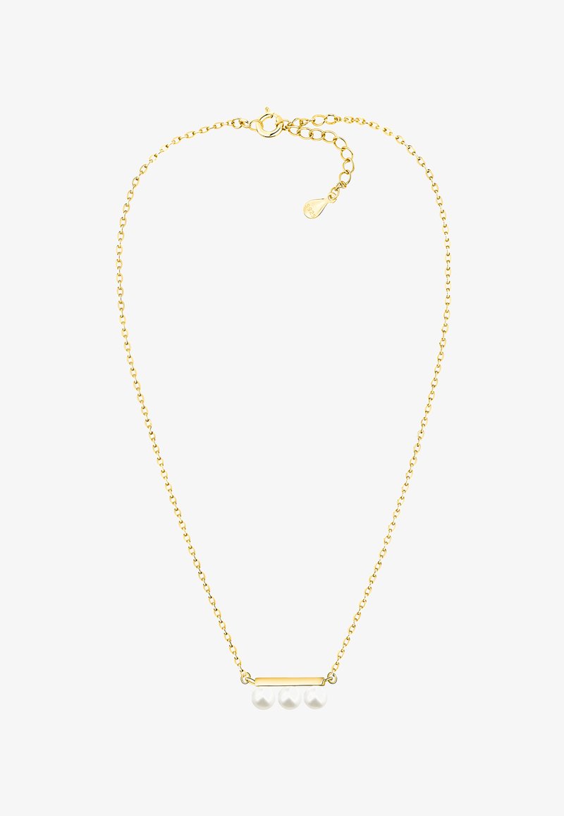 Guldkæde med tre hvide perler hængende fra en vandret stang. Kæden har en krabbe-lås og forlængelse.