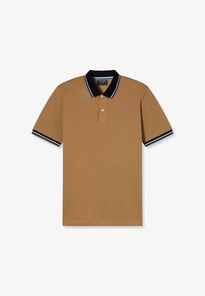 Braunes Poloshirt mit einem schwarzen Kragen und gestreiften marineblauen Akzenten. Verfügt über drei Knöpfe und kurze Ärmel für einen klassischen Schnitt. Glatte Textur.