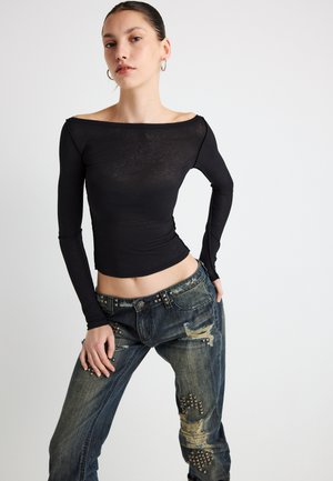 DISTRESSED STUDDED WITH INSERTS - Jeans straight leg - denim