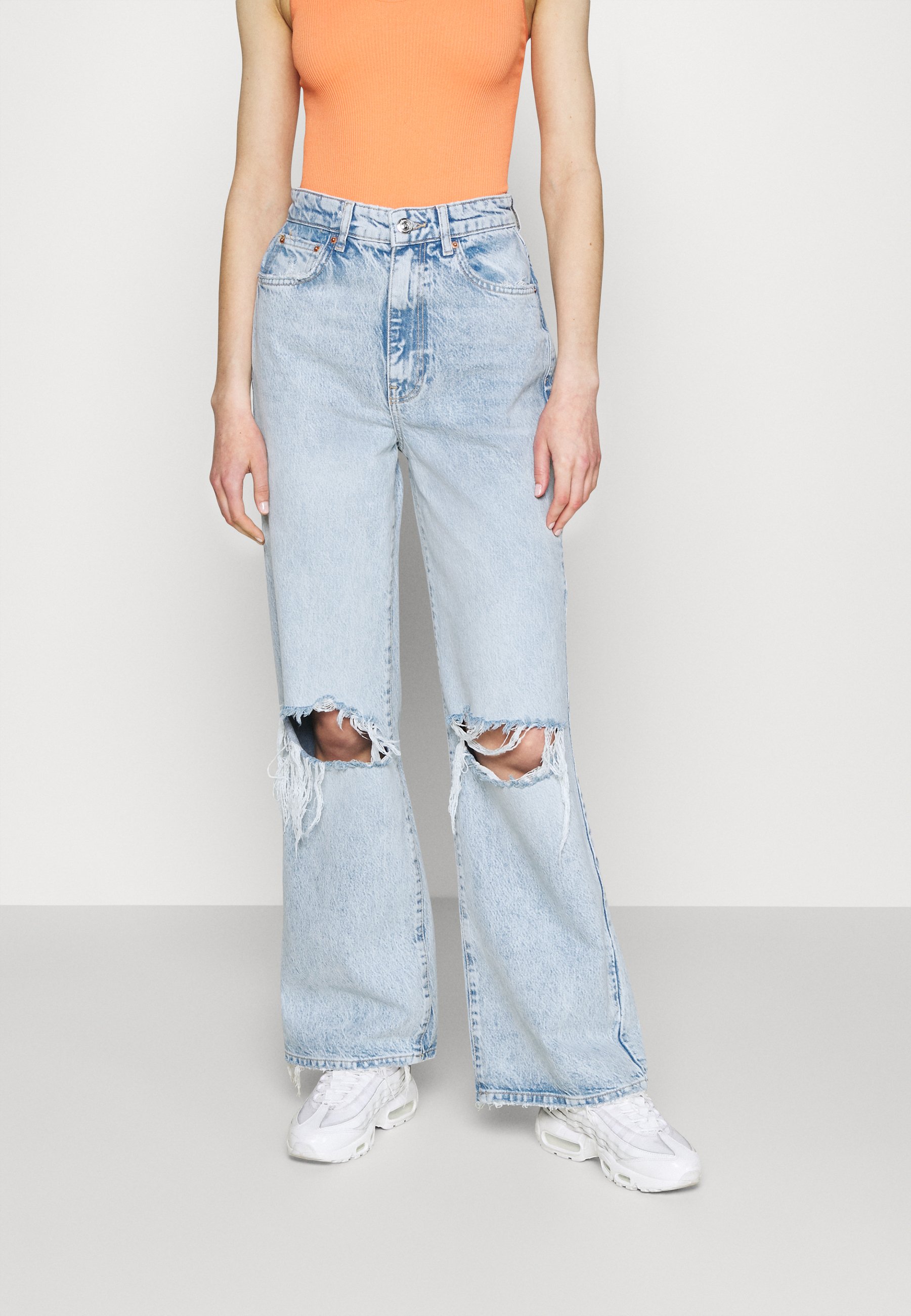 Gina Tricot IDUN WIDE - Flared Jeans - bleach blue/light-blue denim -  Zalando.ie