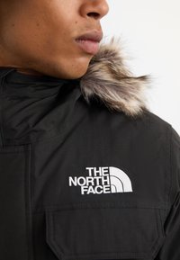 The North Face MCMURDO  - Jachetă cu puf - black
