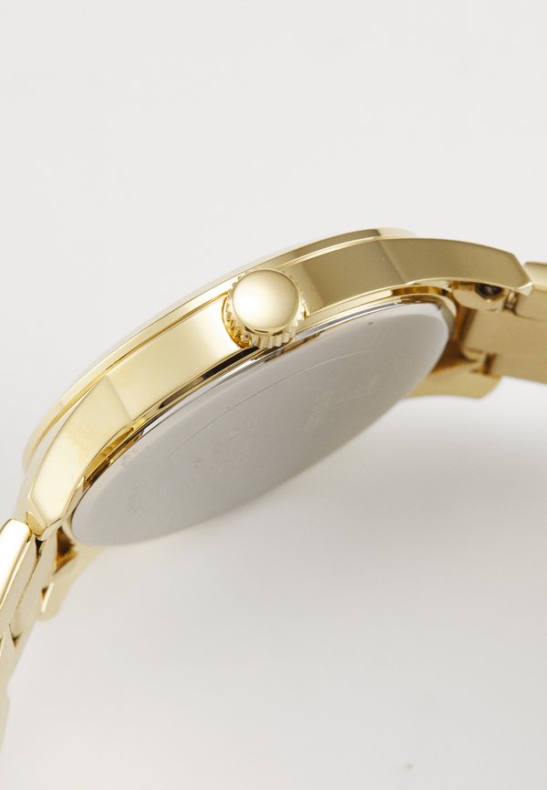 COLLEGIATE  - Watch4