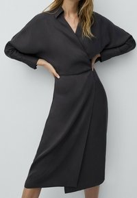 Massimo Dutti Vapaa-ajan mekko - dark grey