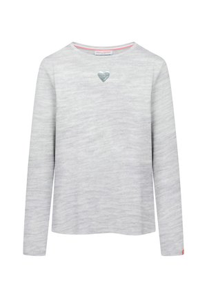 Lichtgrijze langemouwen top van gestructureerde stof, voorzien van een zilverkleurig hartdetail aan de voorkant en een ronde halslijn.