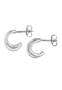 Sølv metal øreringe med et buet, tubular design. De har en glat overflade og en post-bag lukning.