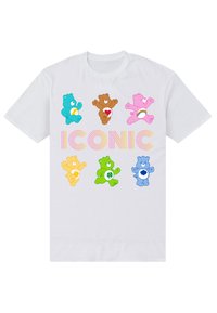Hvid bomulds T-shirt med farverige tegneserie-bjørne i forskellige positurer. Tekst "ICONIC" i flerfarvede bogstaver tværs over midten.