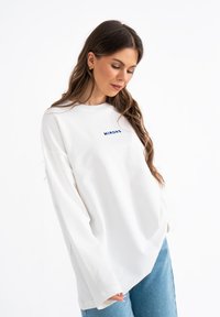 MIRONS Longsleeve - white