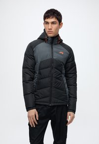Kurtka Zimowa Jack&Jones JCOBLOCK rozm: xs-XXL 2 kolory - black i Navy Blazer