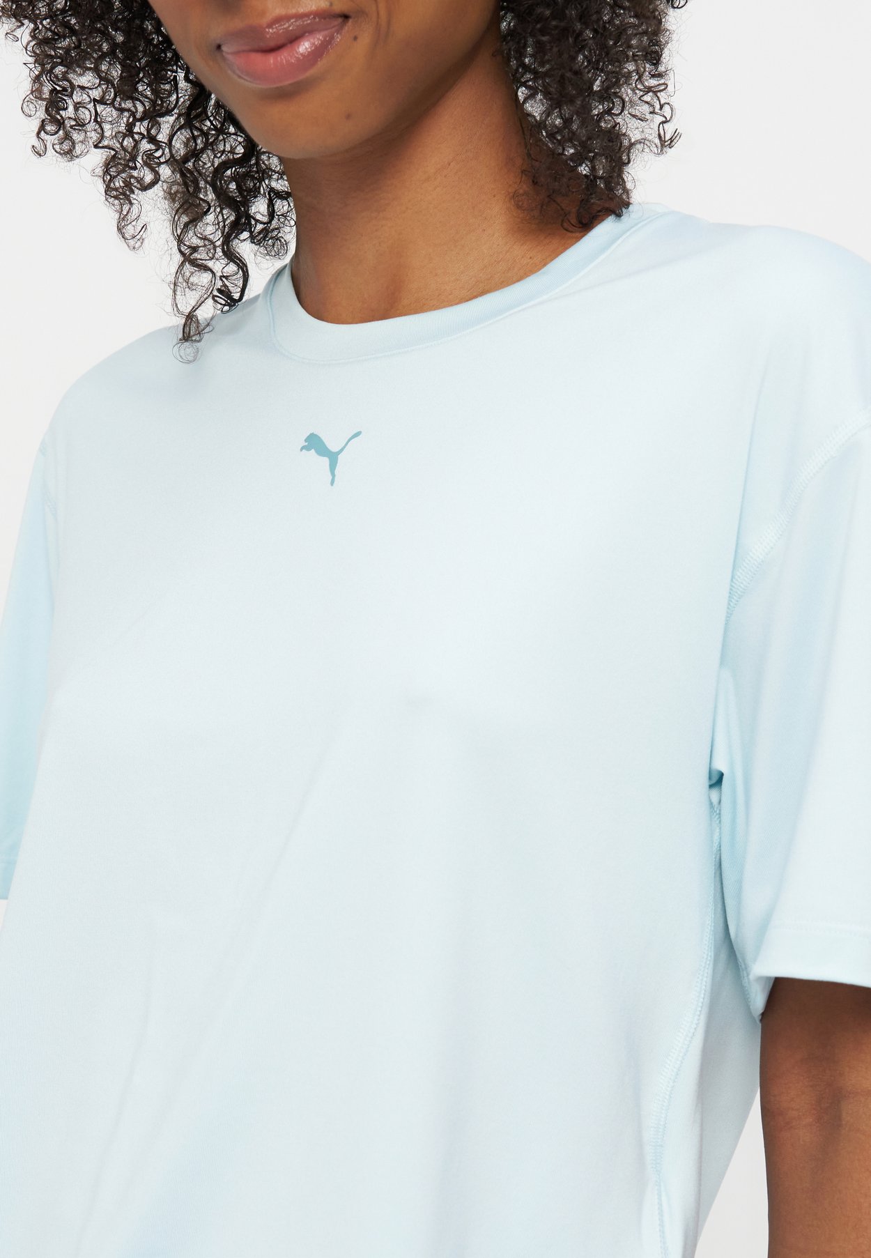 RELAXED FIT