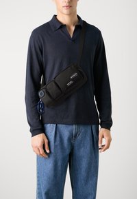 YOURTURN by Zalando - UNISEX - Torba čez telo - black Miniaturna slika 1