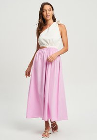 CALLI CAMELIA DRESS - Maksikleit - lilac white