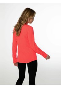 Protest FABRIZ - Langarmshirt - hibis kiss
