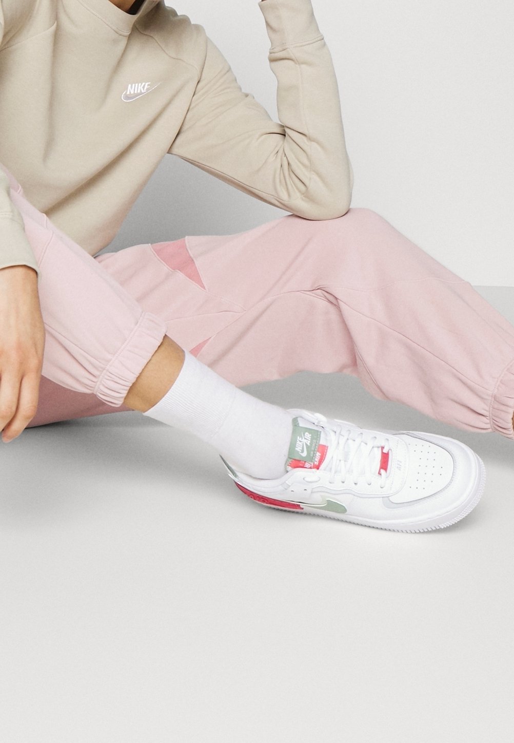 pink nike air tracksuit