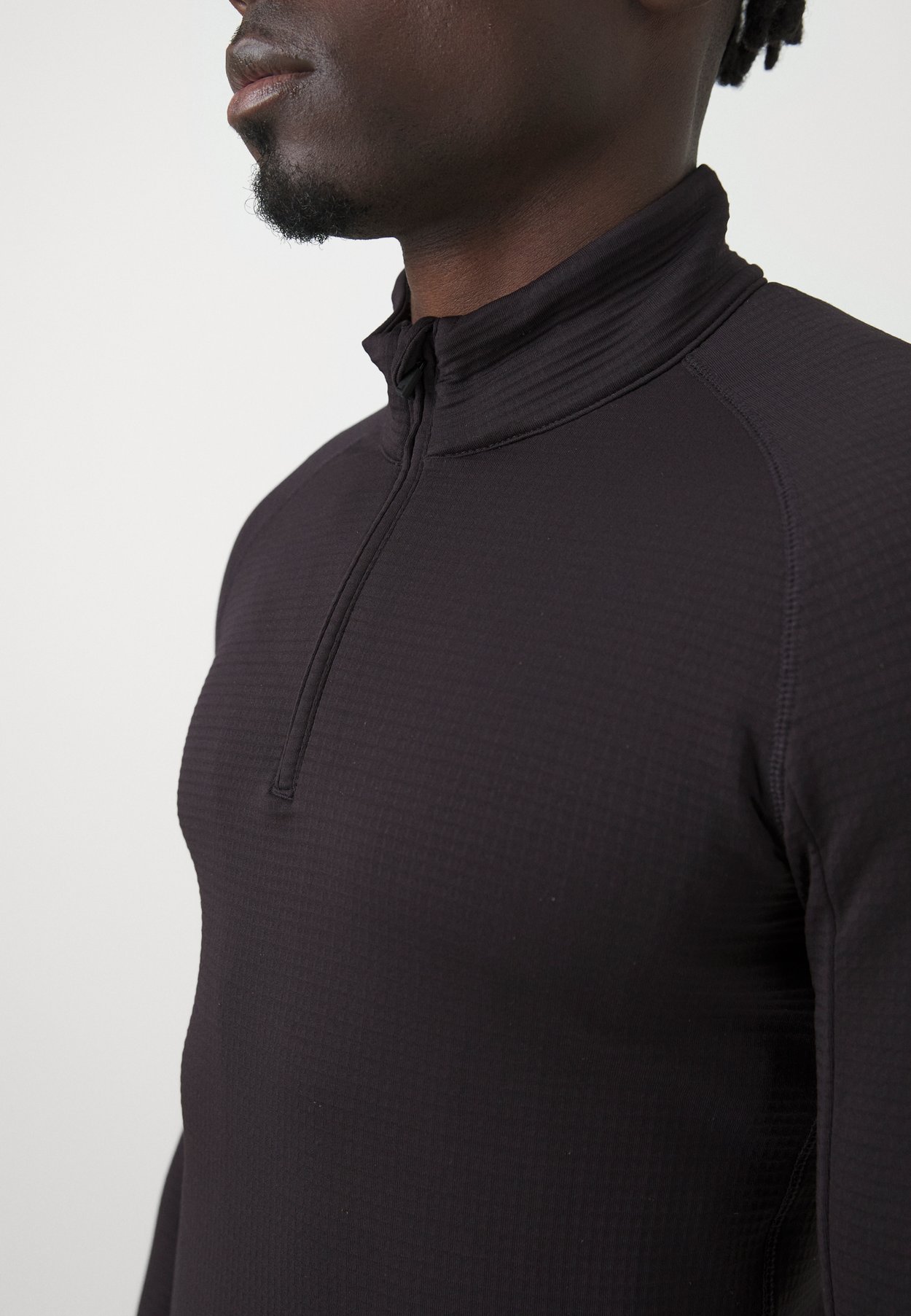 FUROR7 TEE HIGH COLLAR