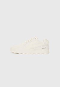 Selezionato, off white