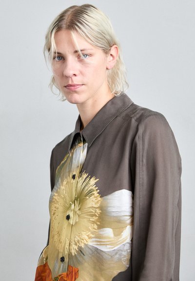 Stine Goya FELIX - Skjortebluser - grey