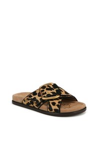 Sandale à glissière imprimée léopard avec une accent en boucle dorée, supérieure en daim doux, semelle intérieure beige et semelle en caoutchouc. Dispose d'une semelle intérieure rembourrée pour le confort.