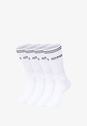 Weiße Sportsocken mit schwarzen Streifen oben, mit geripptem Muster und gedrucktem Logo an der Seite. Set aus vier Paaren.