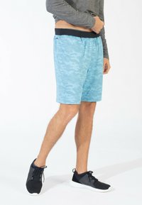 Spyder CAMOUFLAGE - Pantalón corto de deporte - light blue