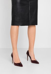 Zign Escarpins à talons hauts - red