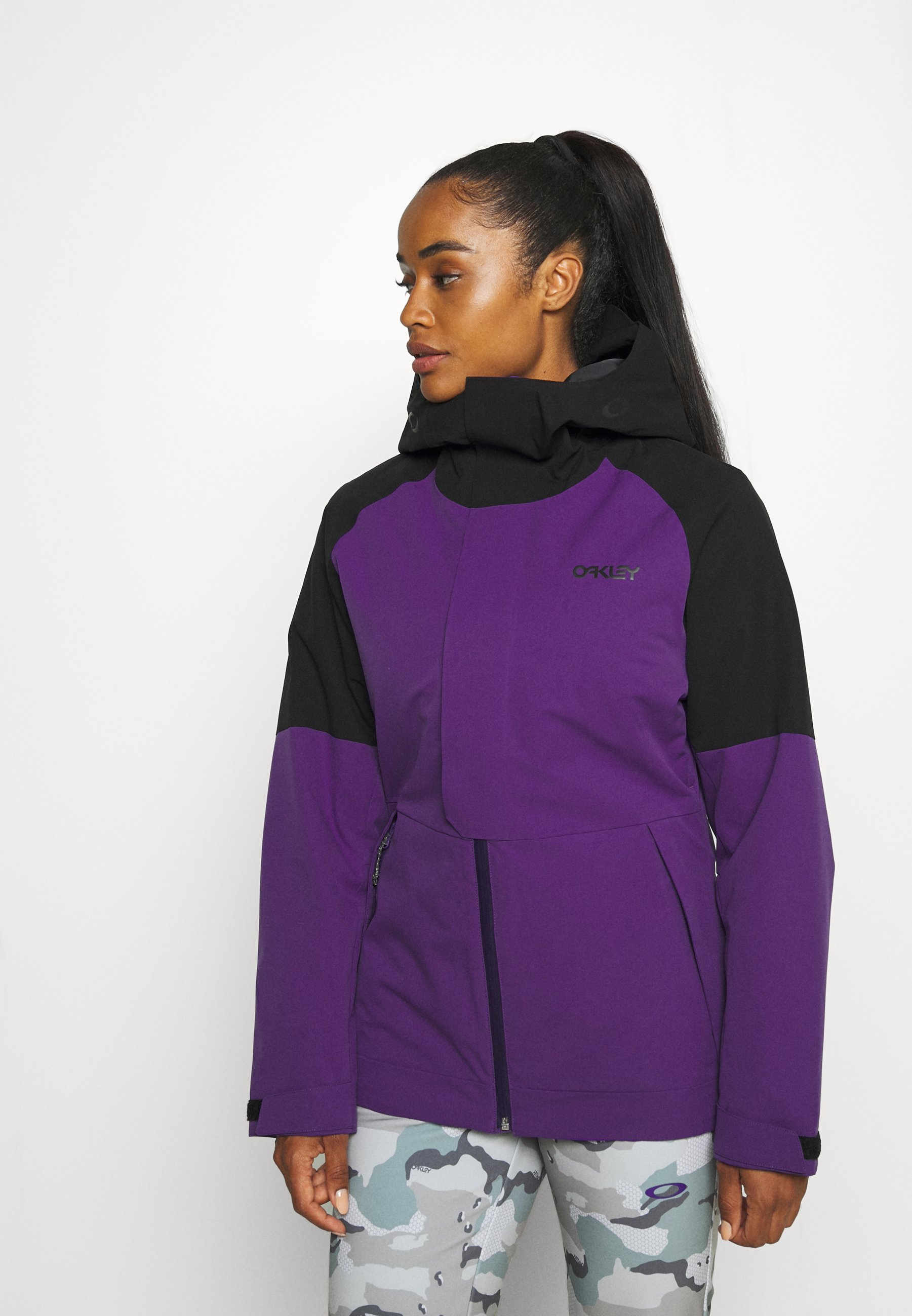 oakley insulated jacket