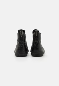 Globe DOVER II - Botines - black/wasted talent