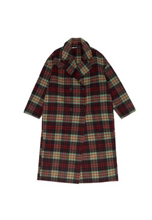 Abrigo largo cruzado con doble fila de botones y cuello ancho, con patrón de cuadros en rojo, verde y negro.