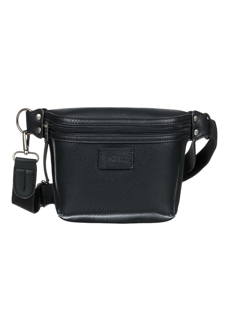 Sac bandoulière en cuir noir à finition texturée, fermeture éclair, sangle réglable et patch logo sur le devant.