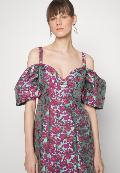 Zac Posen BRA OFF SHOULDER GOWN - Gallakjole - bordeaux