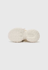 Thumbnail Image 8