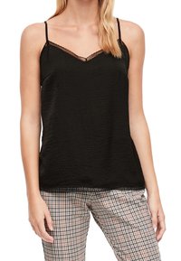 Svart camisole med tunna justerbara axelremmar, med en spetskant längs halsringningen och nederkanten, tillverkad av ett lätt texturerat tyg.